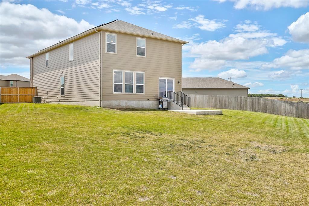 524 Barbary Coast Cv - Photo 2 of 12