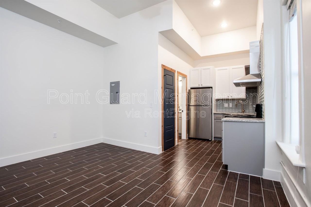 300 N Main St #215 - Photo 3 of 31
