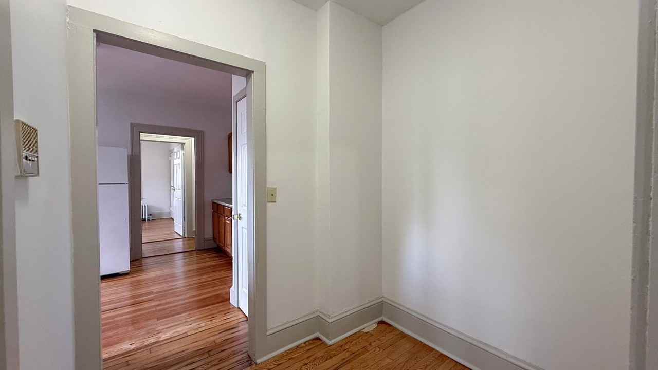 46 Grace St / Dorothy Apartments, LLC - Photo 7 of 32