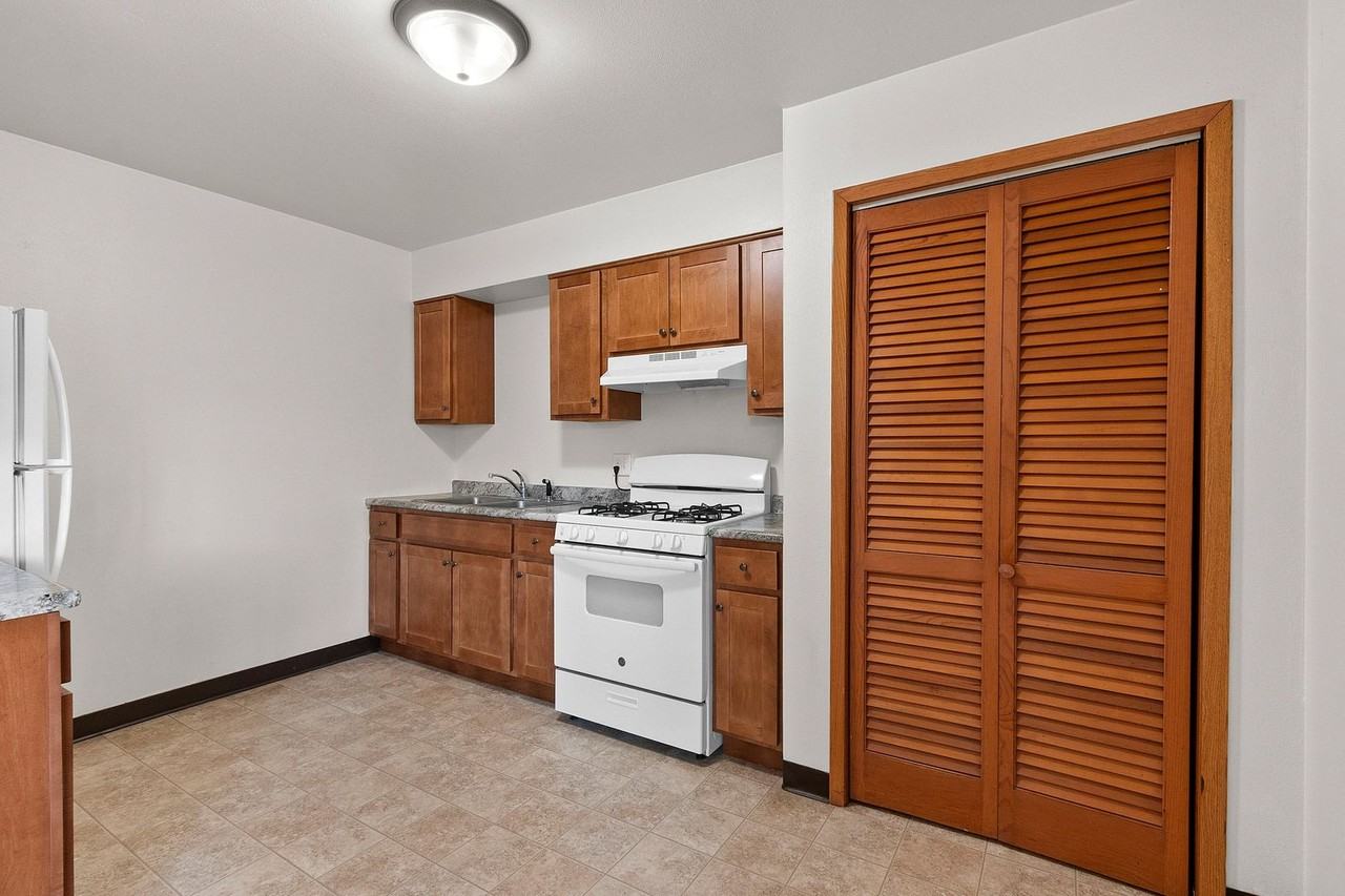 Cheri Blvd - Photo 7 of 21