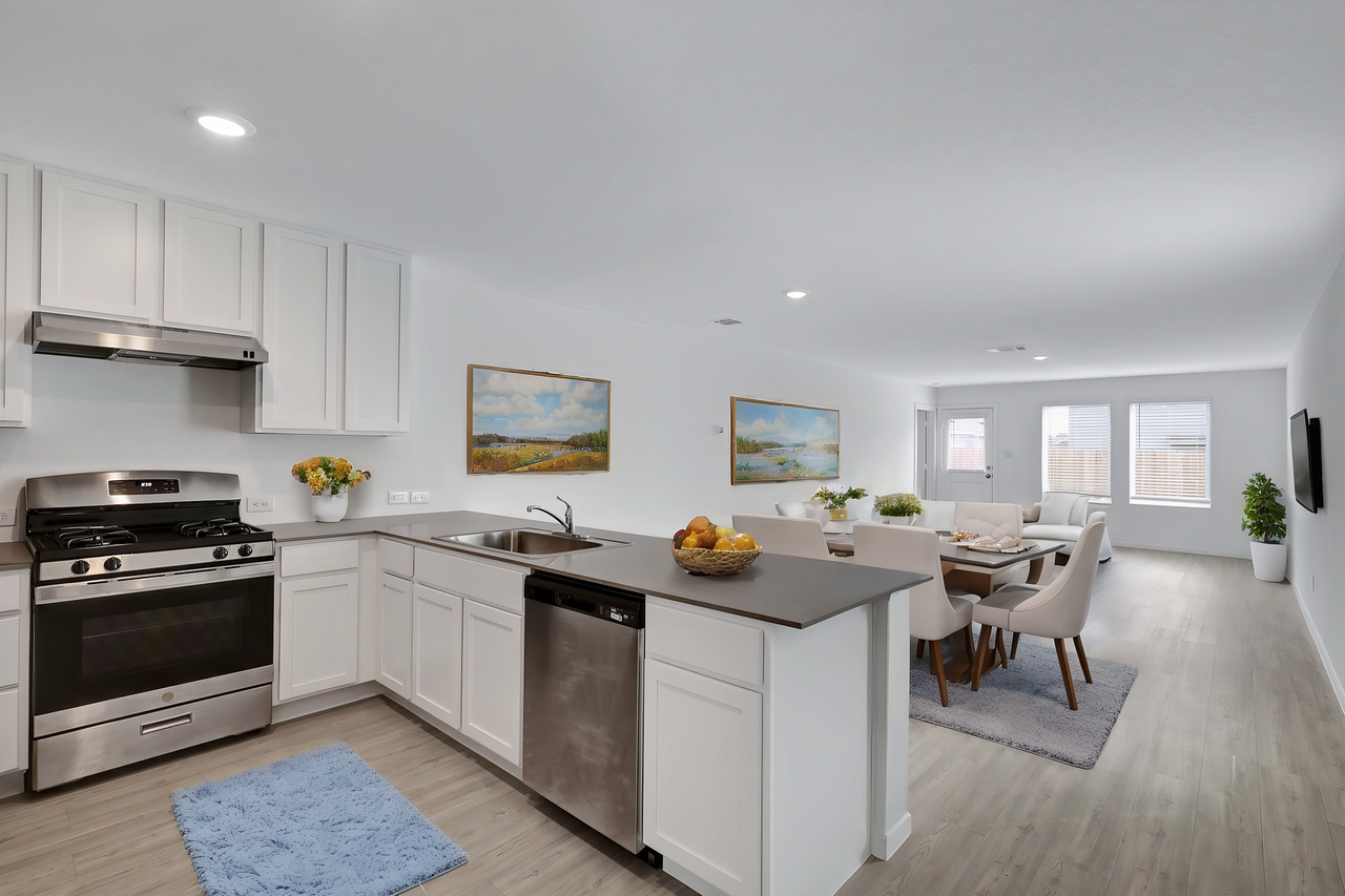 9722 Durham Ml - Photo 5 of 34