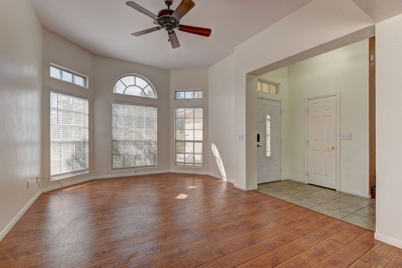 7928 Villa Finestra Dr - Photo 5 of 24