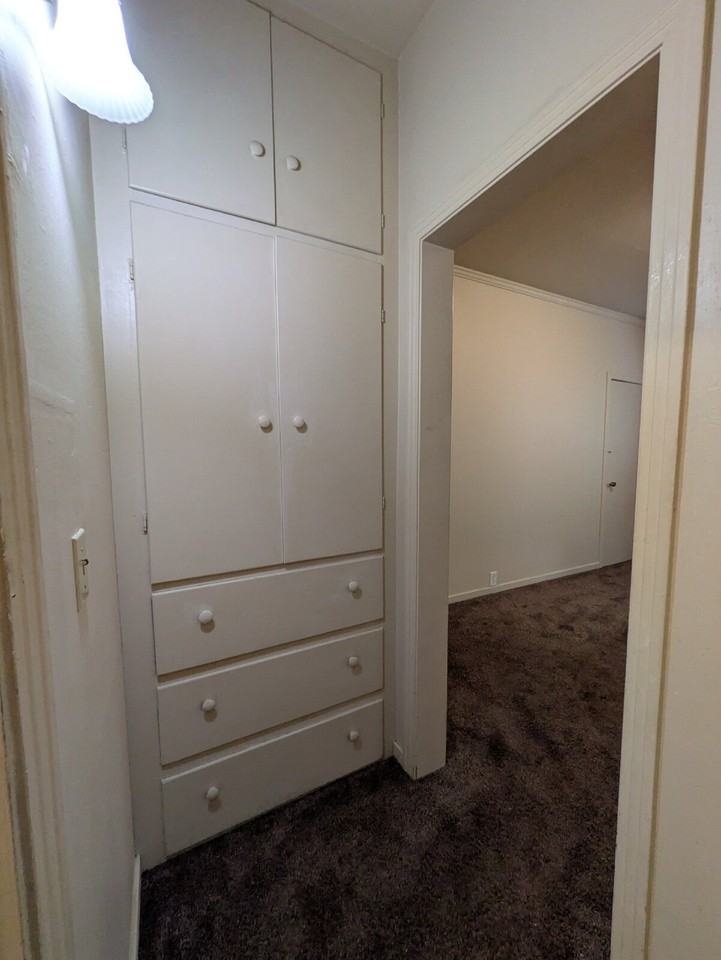 505 Walnut Ave #A - Photo 3 of 10