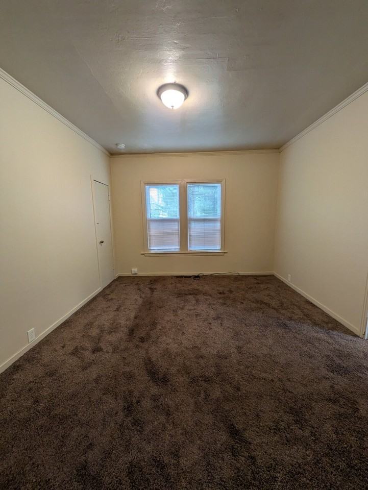 505 Walnut Ave #A - Photo 4 of 10