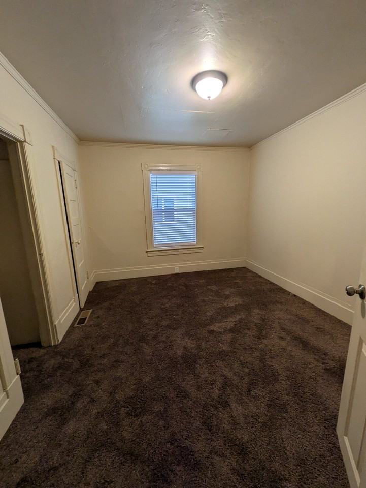 505 Walnut Ave #A - Photo 6 of 10