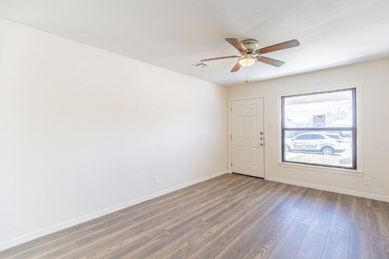 131 Harald Dr - Photo 6 of 27