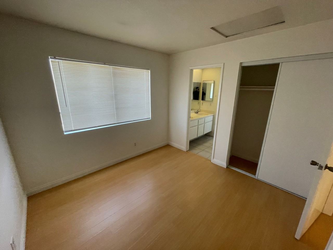 24399 Fiji Dr - Photo 2 of 19