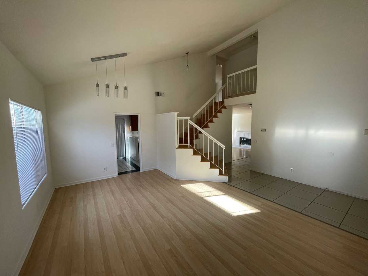24399 Fiji Dr - Photo 4 of 19