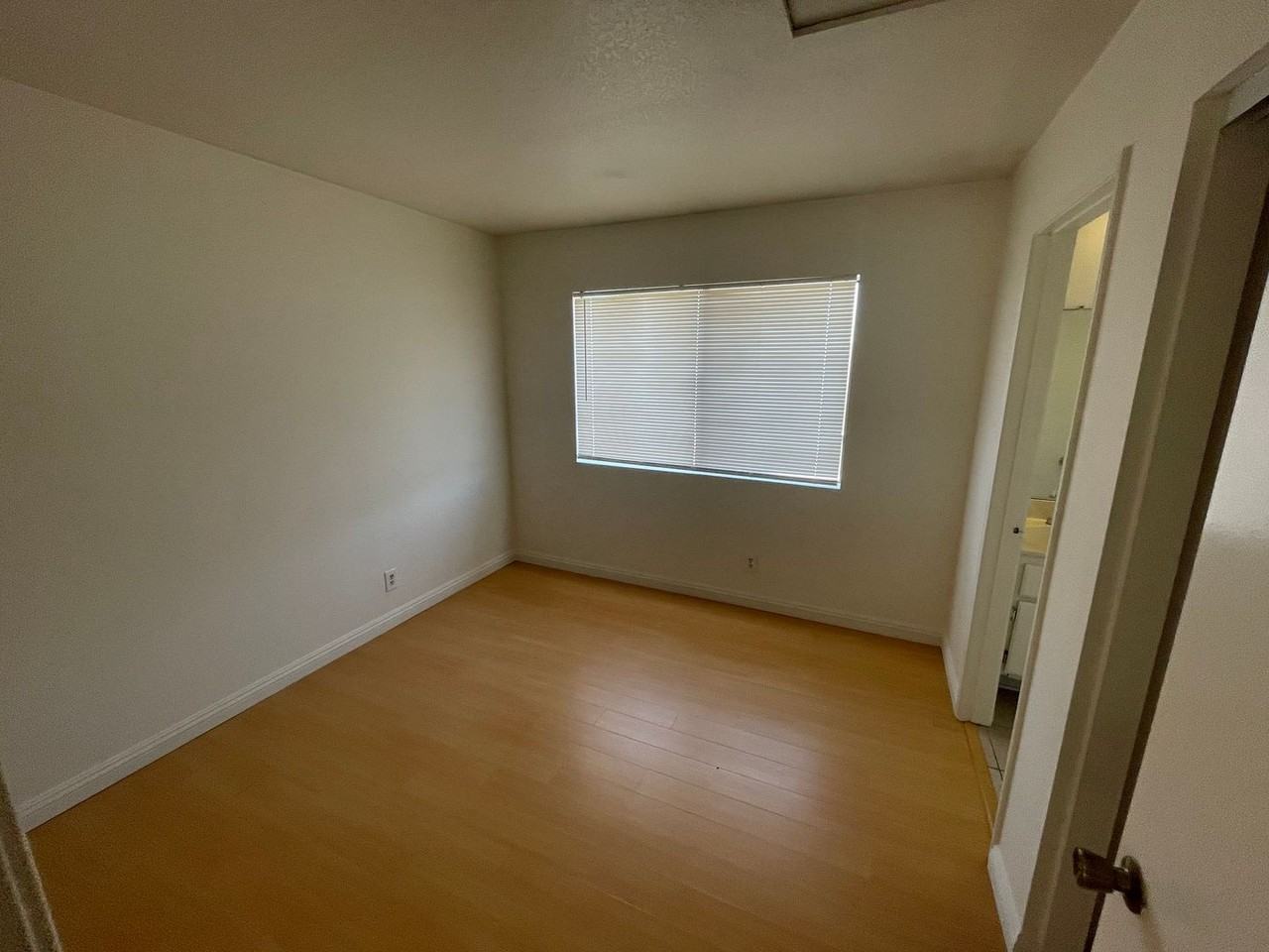 24399 Fiji Dr - Photo 5 of 19