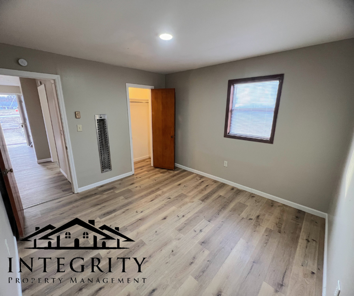 112 Fleetwood Dr Apt A - Photo 7 of 7
