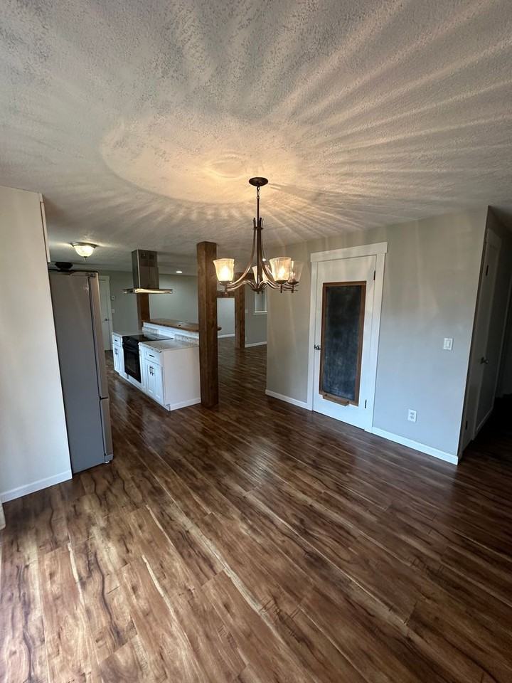 1494 Farm Dr - Photo 5 of 10