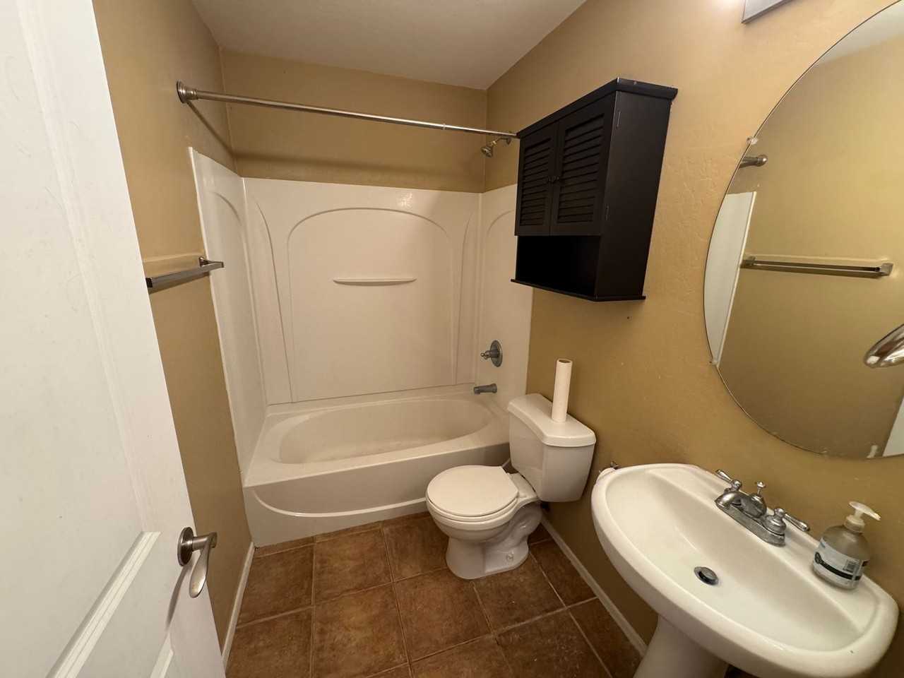 4062 E Windsor Dr - Photo 7 of 14