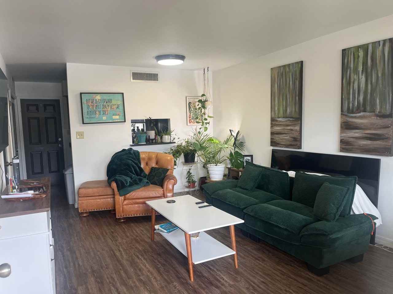 1405 University Dr - Photo 3 of 10