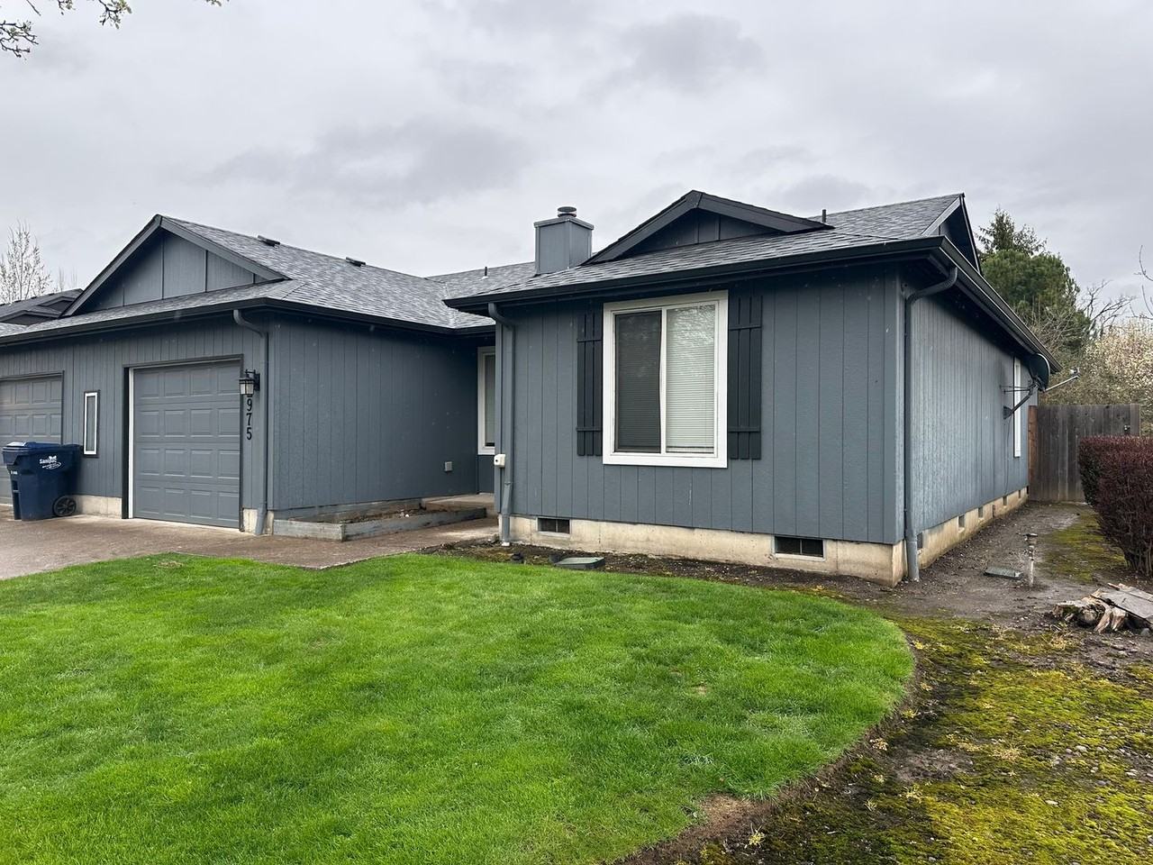 2975 Matt Dr - Photo 2 of 38