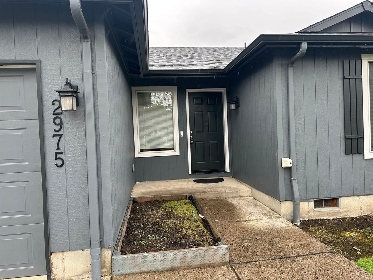 2975 Matt Dr - Photo 3 of 38