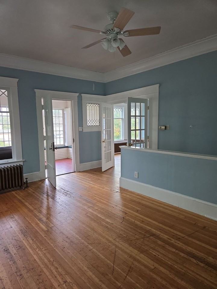 818 N Garden St - Photo 6 of 24