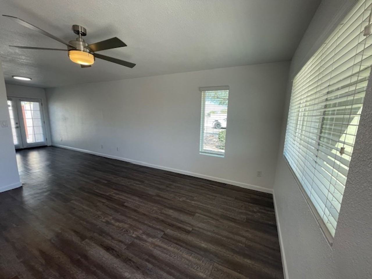 8619 E Coronado Rd - Photo 3 of 22