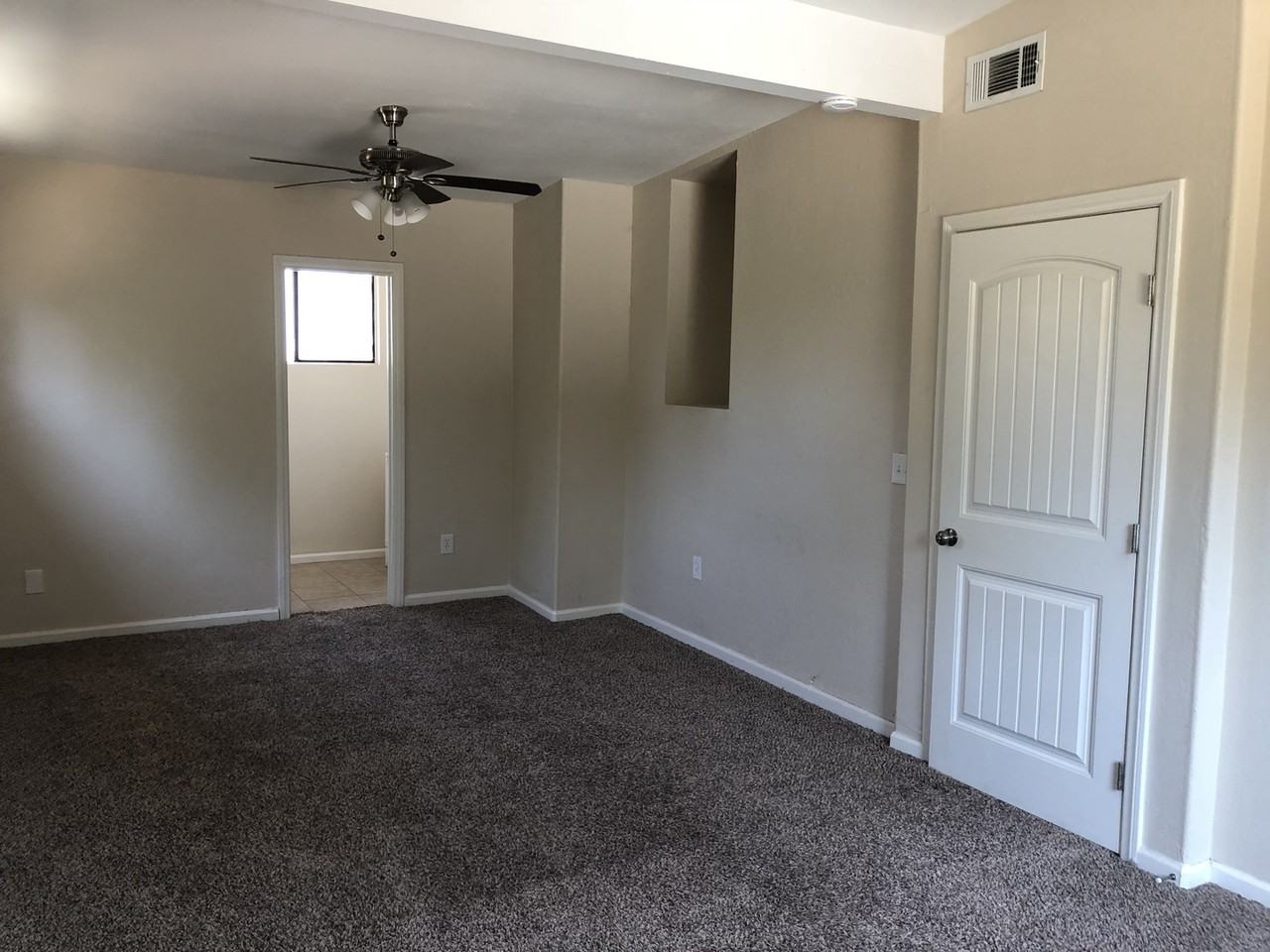 16313 Sally Ln - Photo 2 of 21