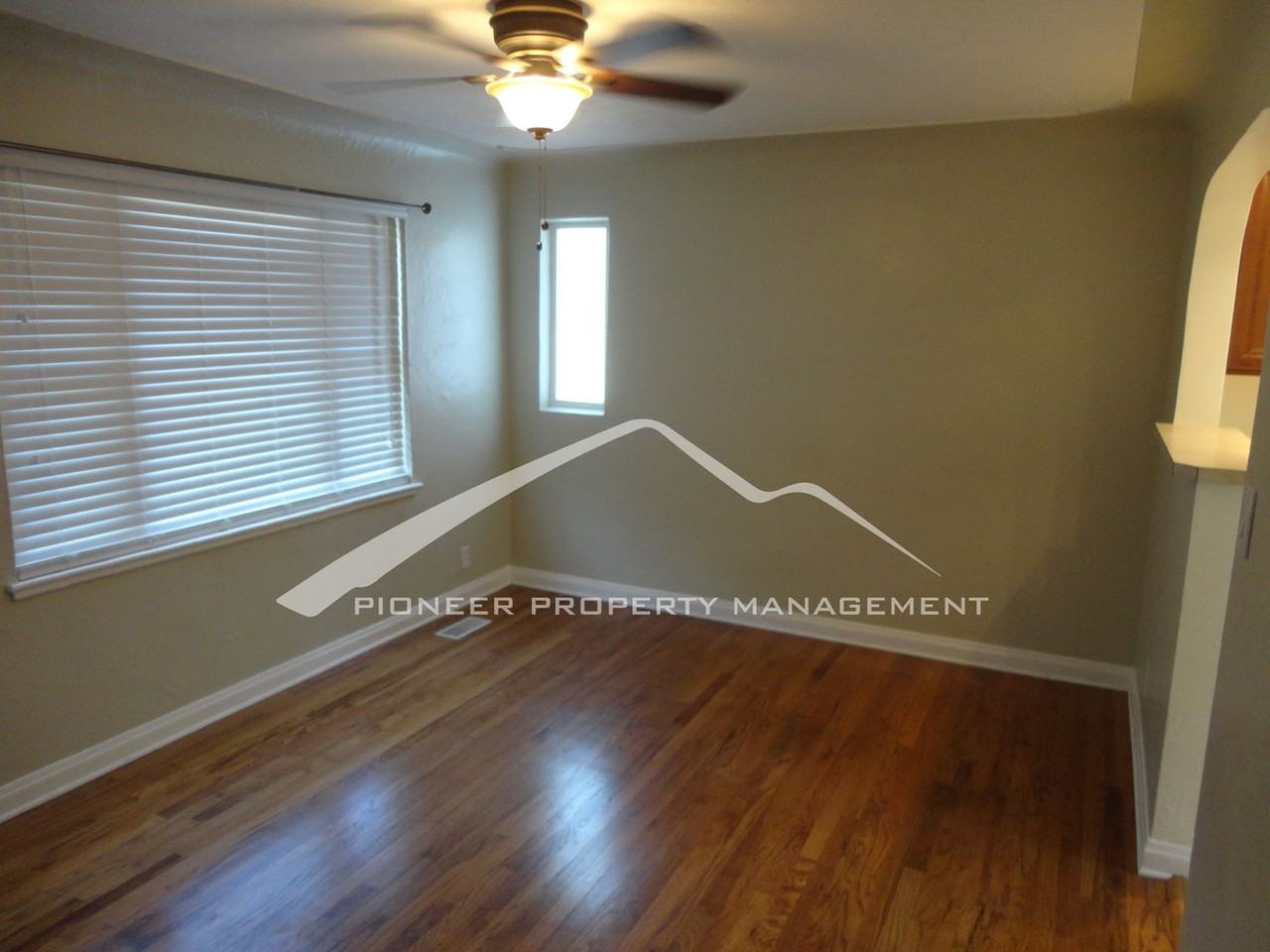 3620 Teller St - Photo 3 of 14