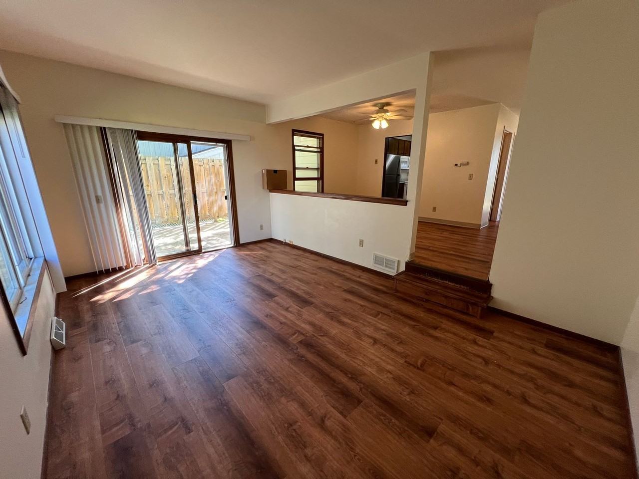 2007 Westbrook Ln - Photo 3 of 4