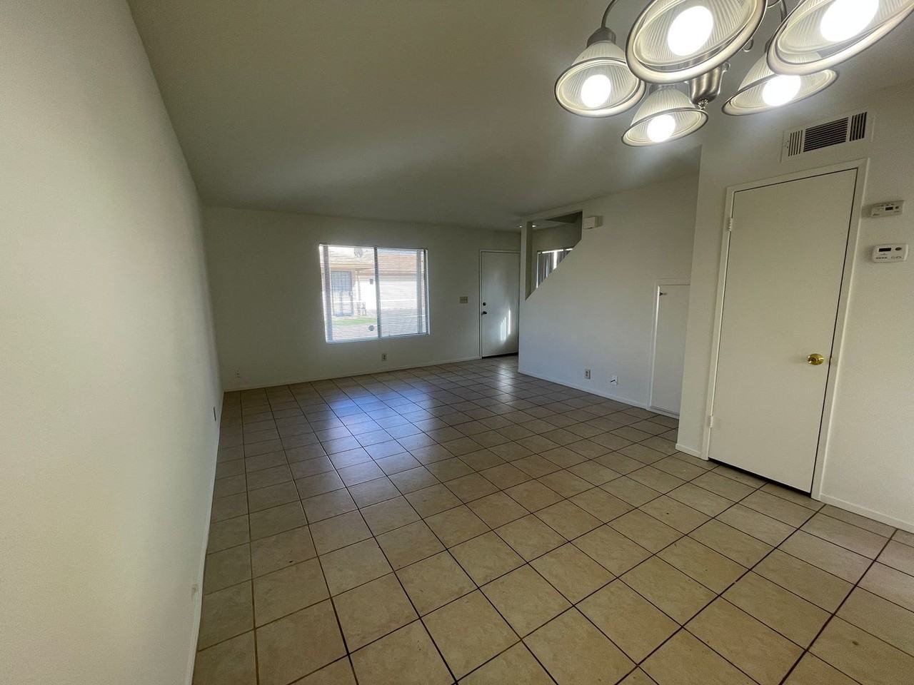 540 E Lancaster Blvd #B - Photo 2 of 14