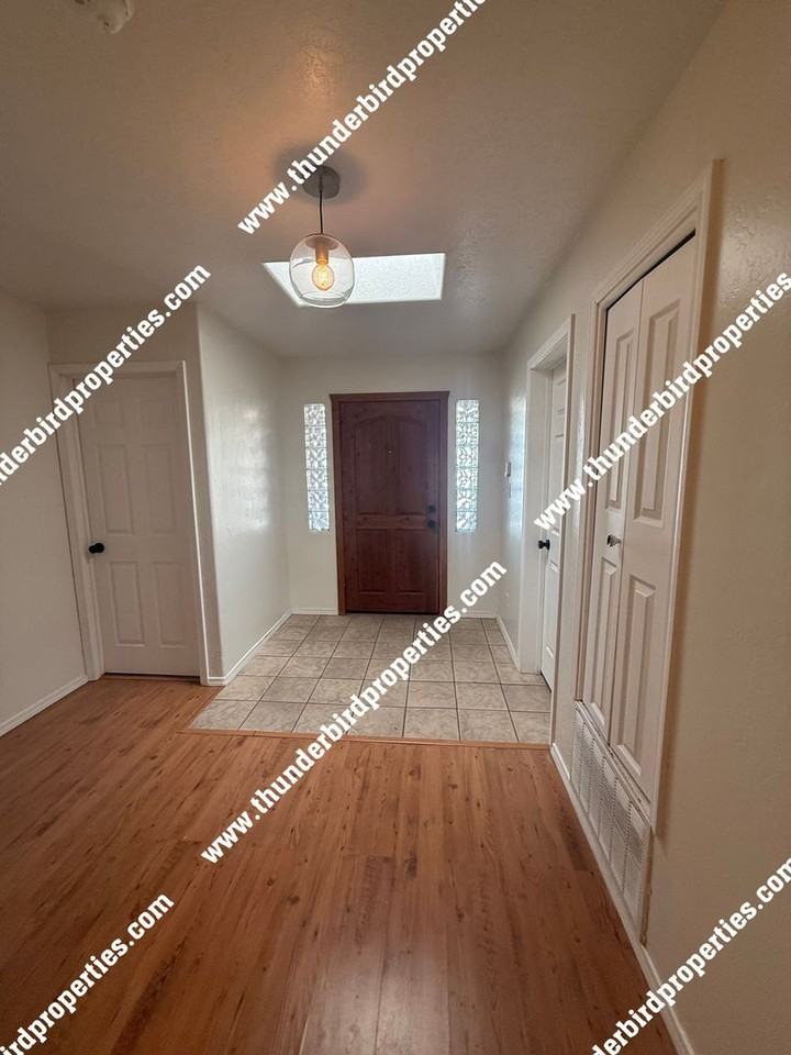 4109 Ojos Prieto Dr Nw - Photo 4 of 17