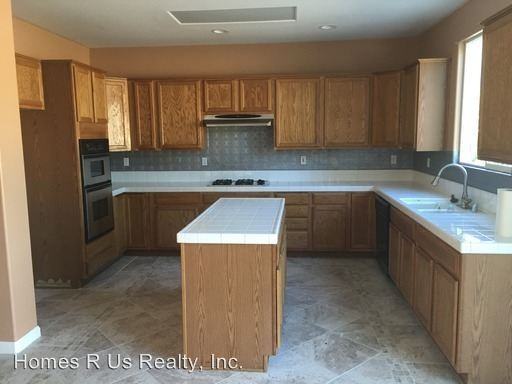 10904 Rancho Cordova St - Photo 2 of 11