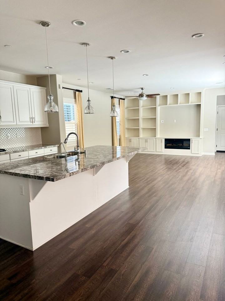 21421 Trail Ridge Dr - Photo 2 of 19