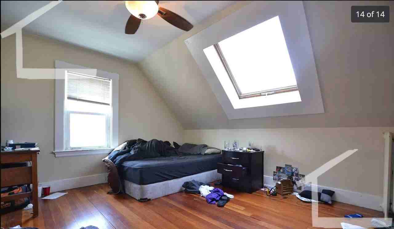 75 Leicester St - Photo 7 of 10