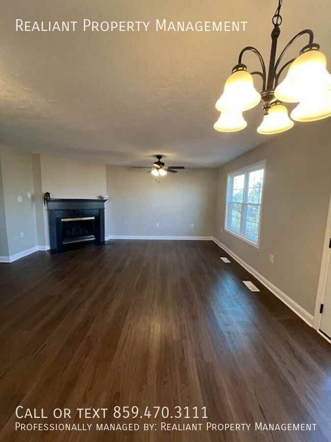 808 Pinoak Dr - Photo 7 of 18