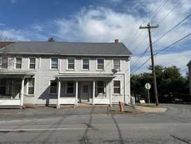 1 W Market St Unit 1  