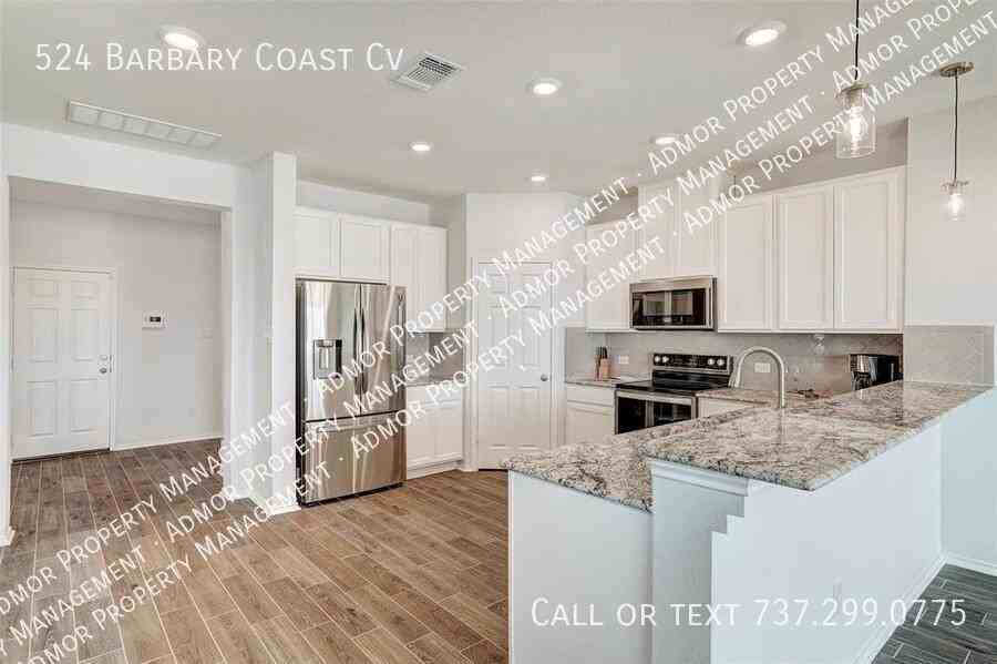 524 Barbary Coast Cv - Photo 2 of 12