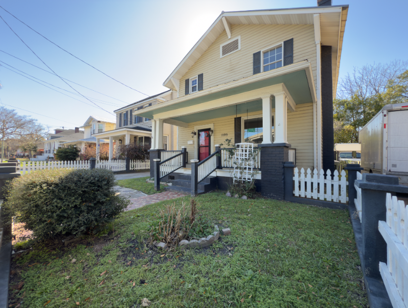 1195 King St - Photo 2 of 39