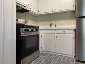 516 Hawthorne Street #4 - Photo 1 of 1