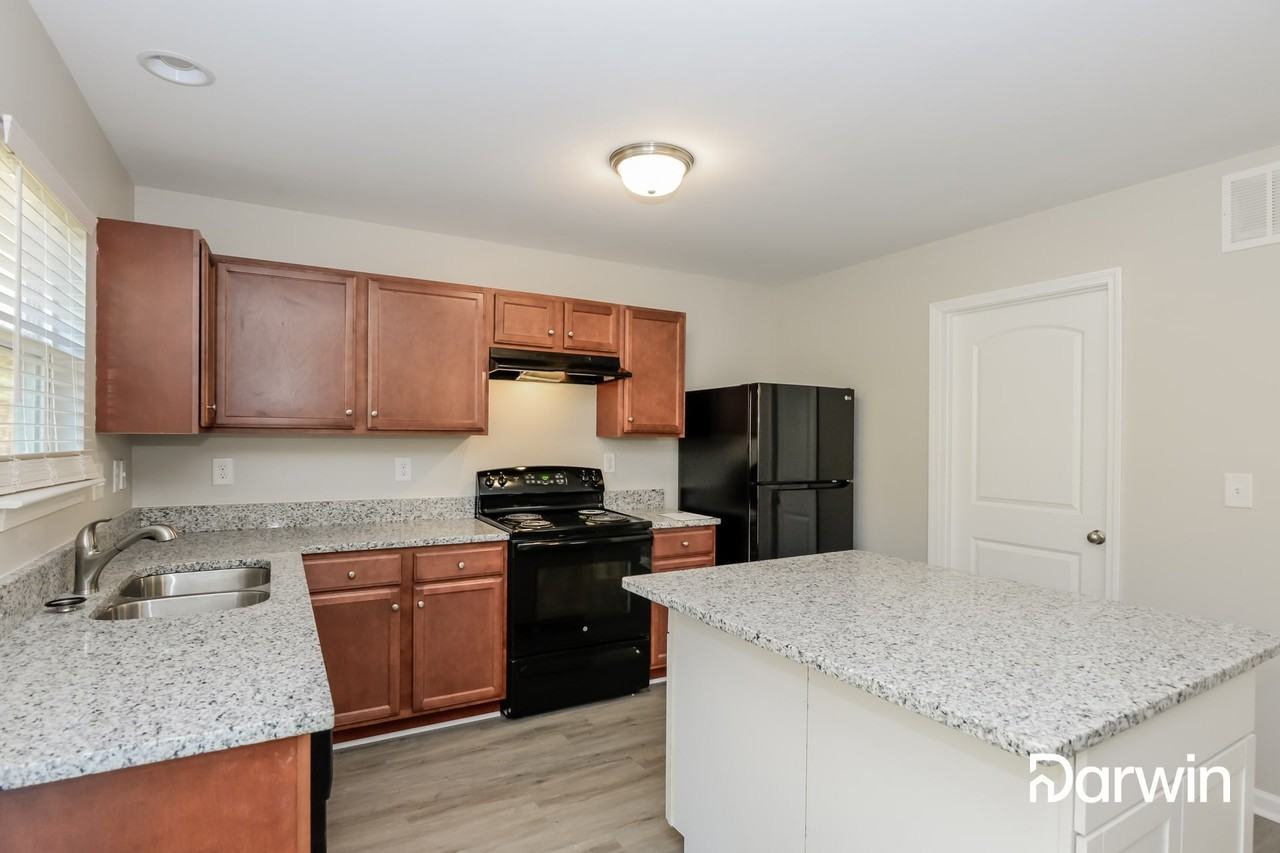 6532 Pennacook Dr - Photo 3 of 15