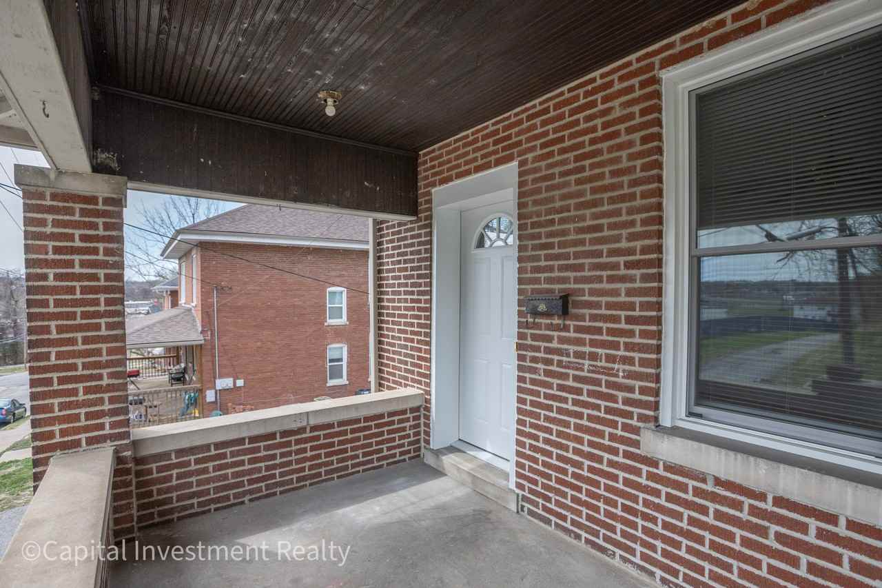 308 Brooks Street - Photo 3 of 18