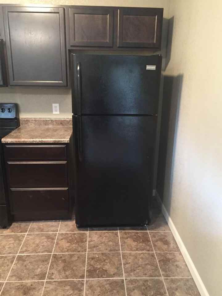 1253 1/2 S Main - Photo 4 of 11