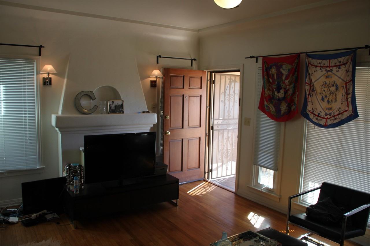 Spanish Villas - Photo 2 of 37