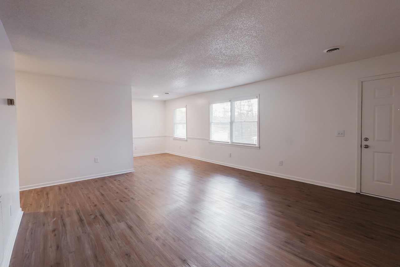 Northwood Apartments - Photo 4 of 50