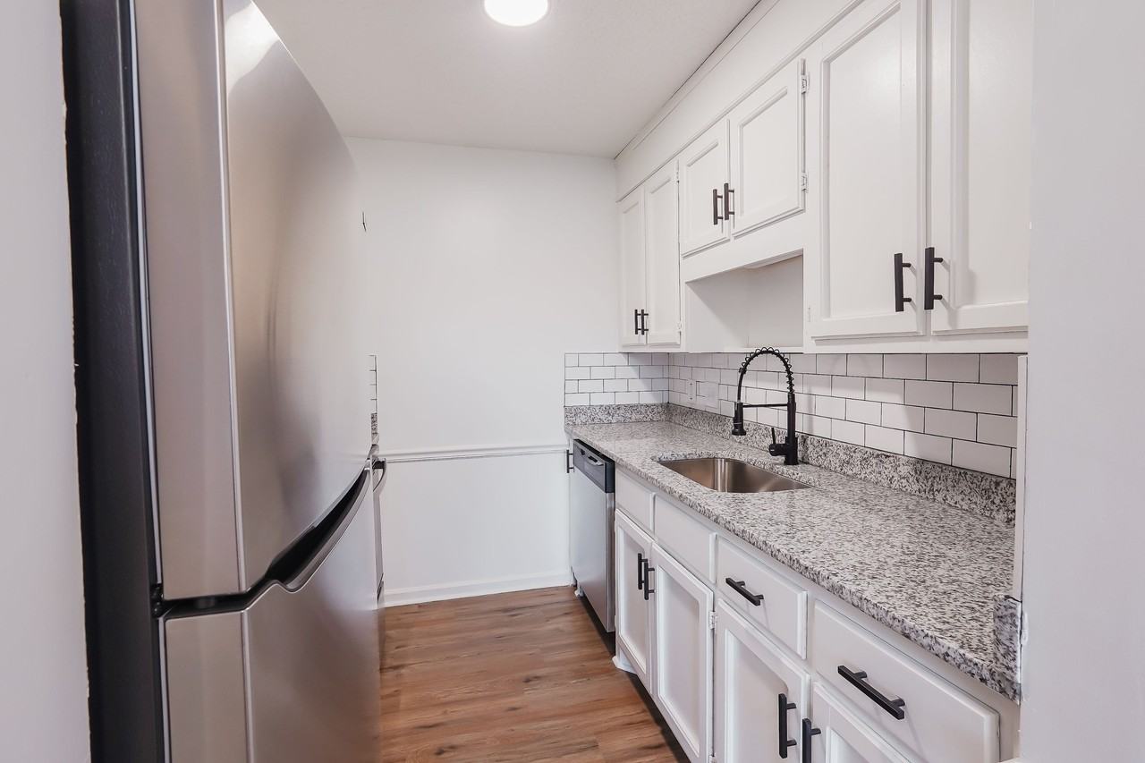 Northwood Apartments - Photo 6 of 50