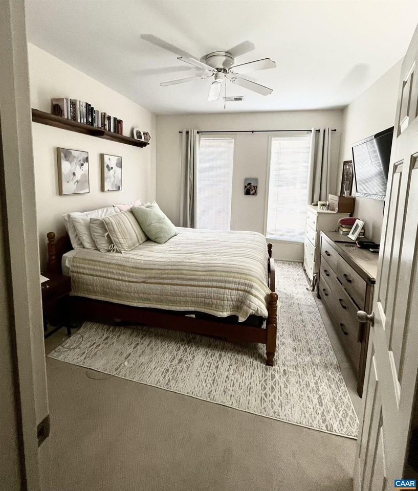 280 Riverbend Dr #4A - Photo 7 of 16