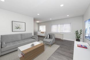 Oxford Apartments - Photo 1 of 1