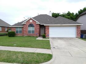 1404 Summercrest Ln - Photo 1 of 1