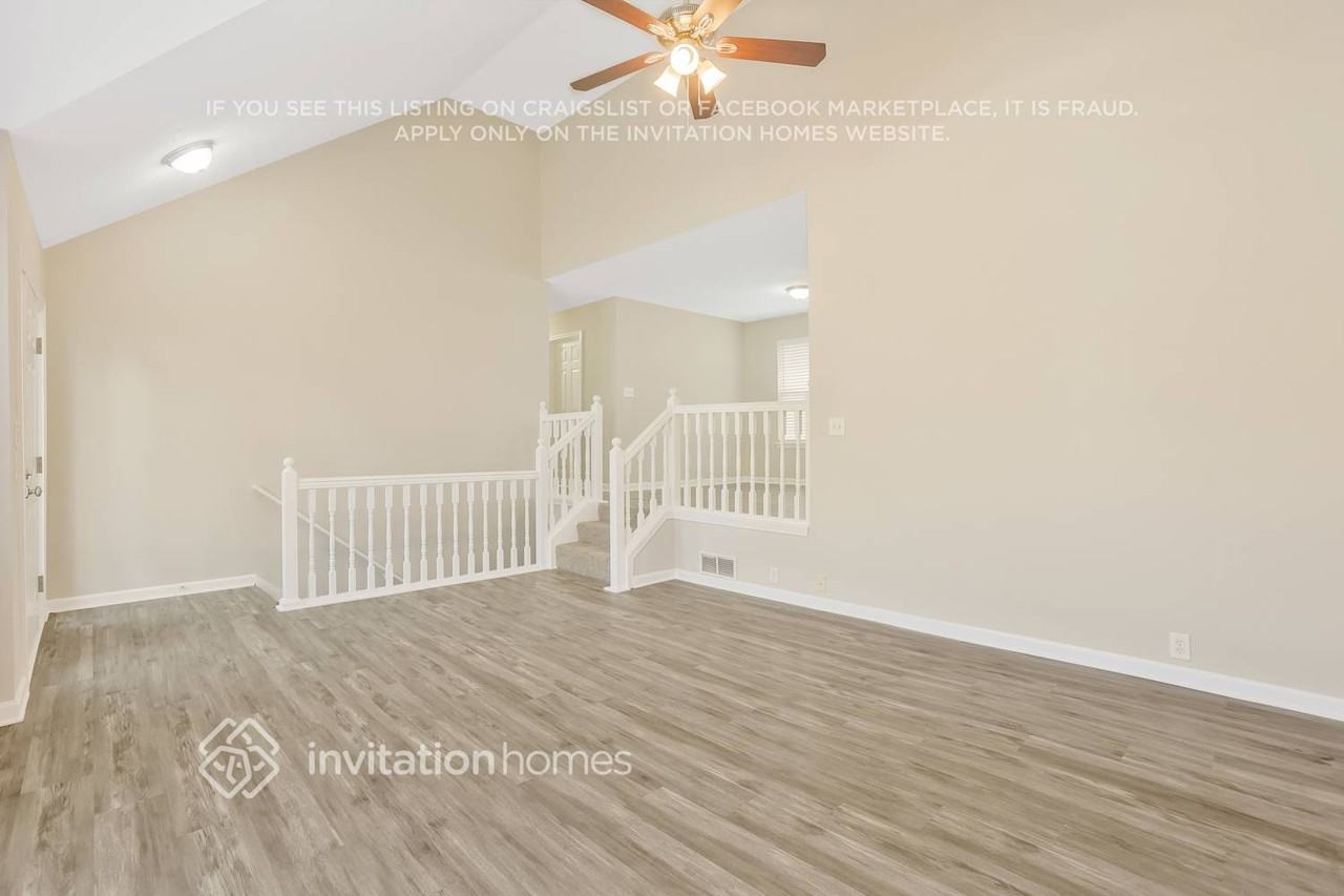 6397 Cardiff Ln - Photo 5 of 23