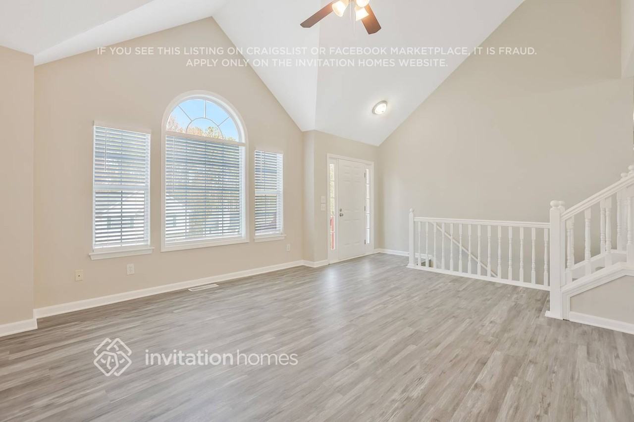 6397 Cardiff Ln - Photo 6 of 23