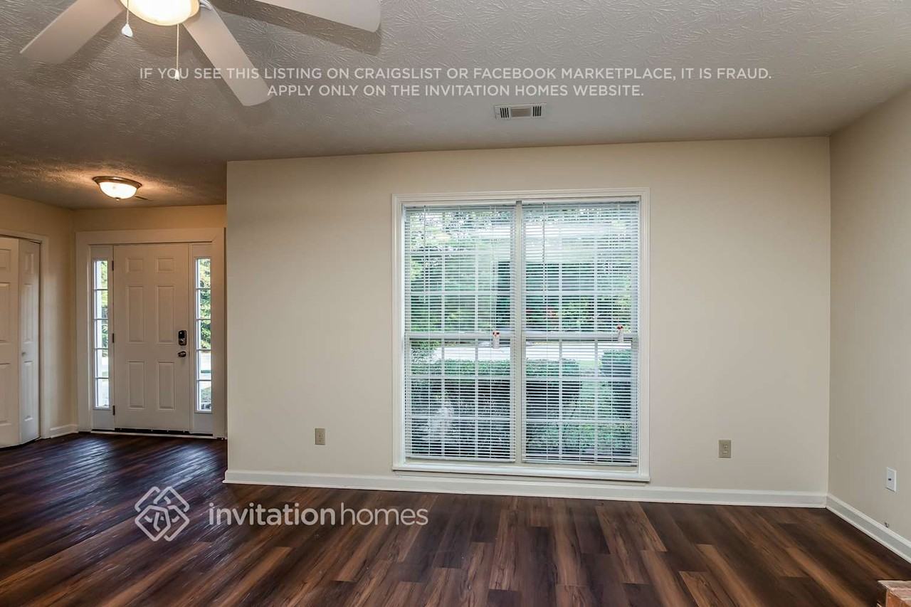 321 Honey Creek Rd Se - Photo 2 of 15