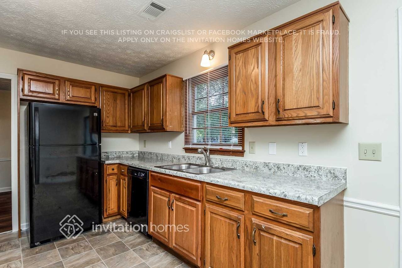321 Honey Creek Rd Se - Photo 6 of 15