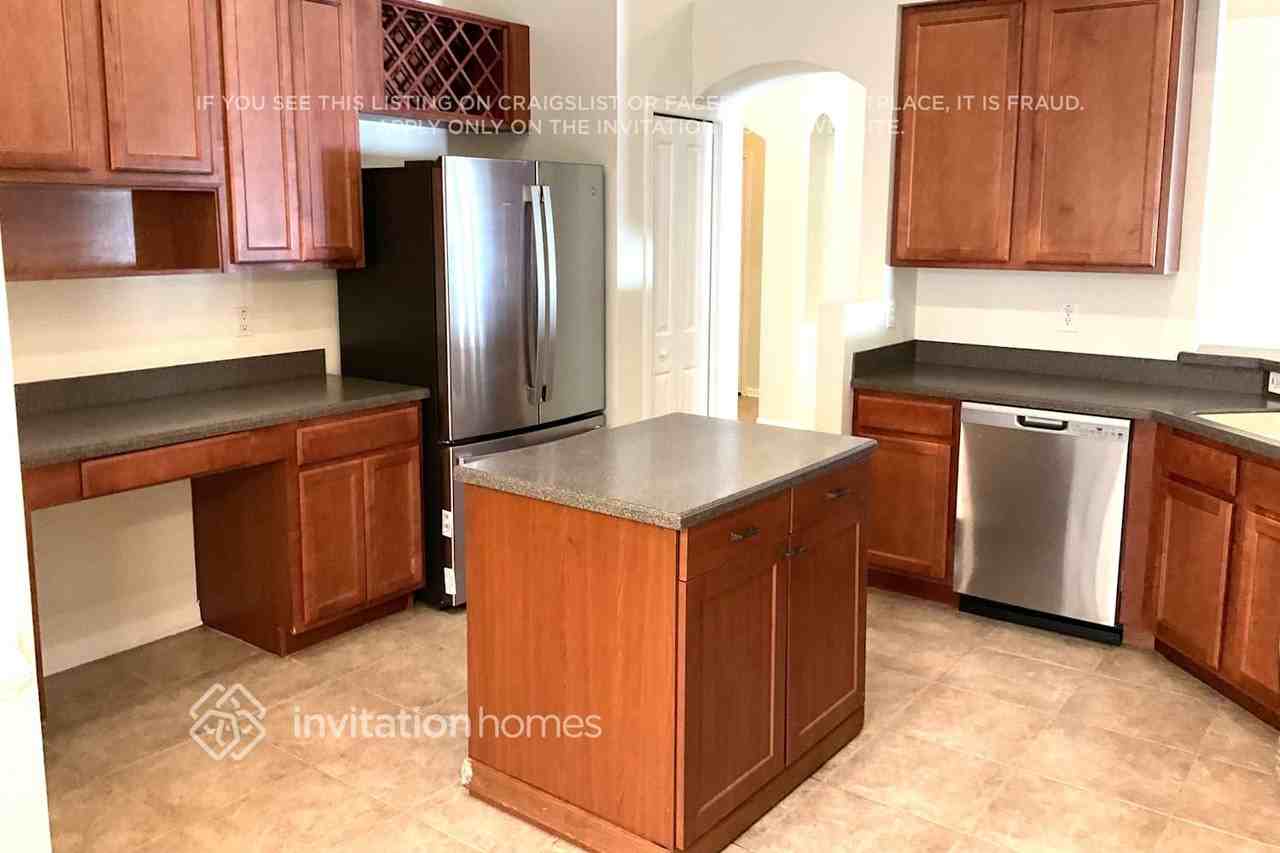 13201 Old Florida Cir - Photo 3 of 4