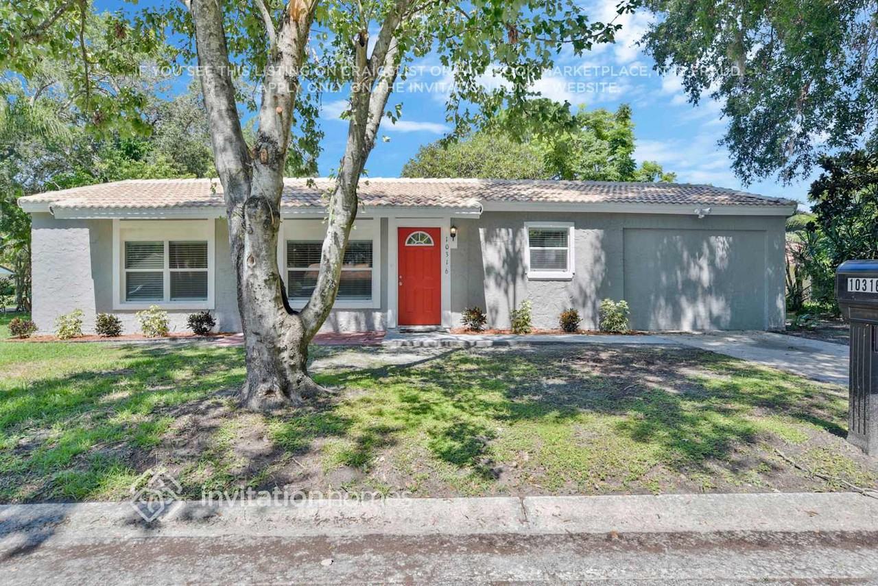 10316 Kingbrook Ln - Photo 2 of 27