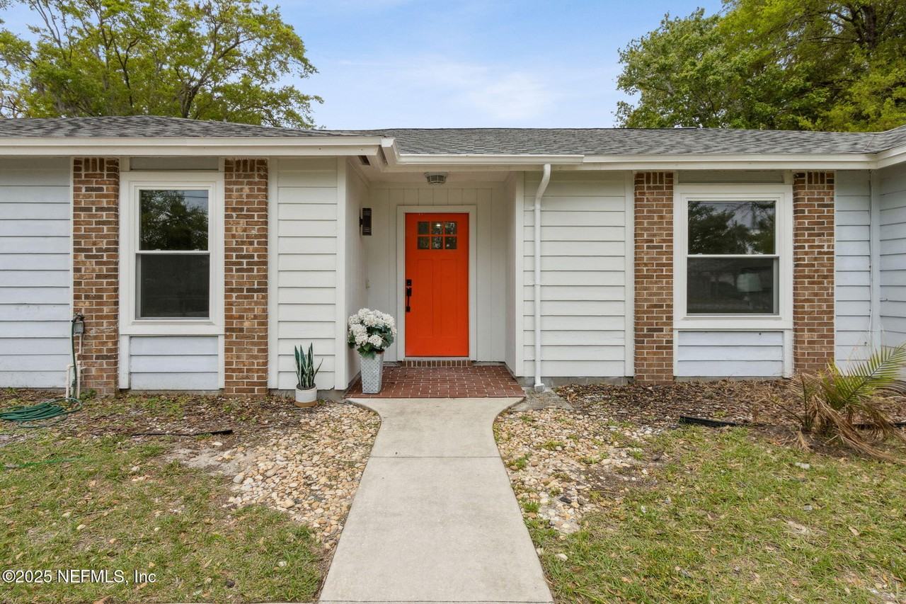 8740 Waterfront Ter - Photo 4 of 44